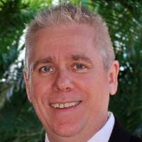 Headshot of Ken Dinsdale